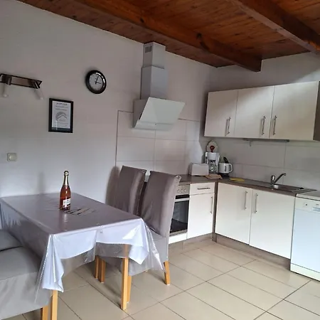 Reetgedecktes Haus By Interhome Tatil Evi Karlshagen